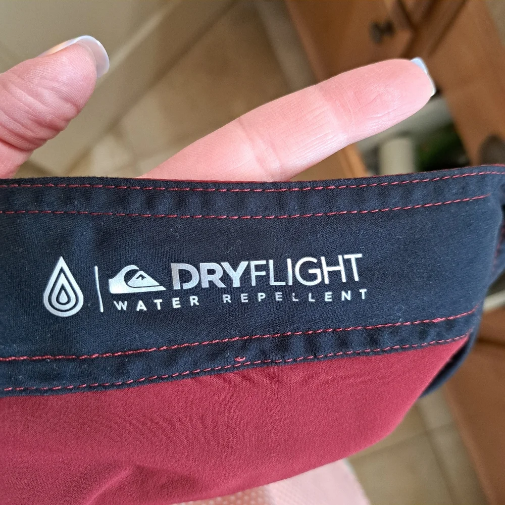 Quiksilver dive into